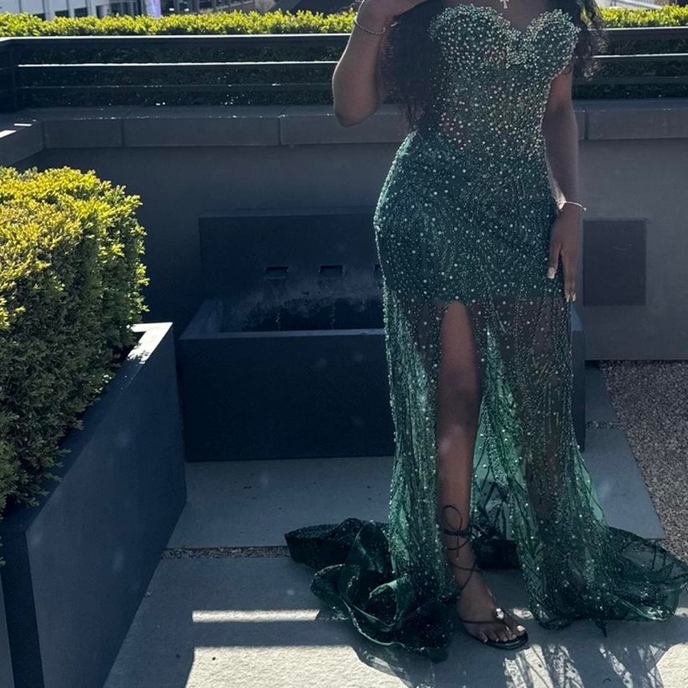 Elegant Green Evening Gown